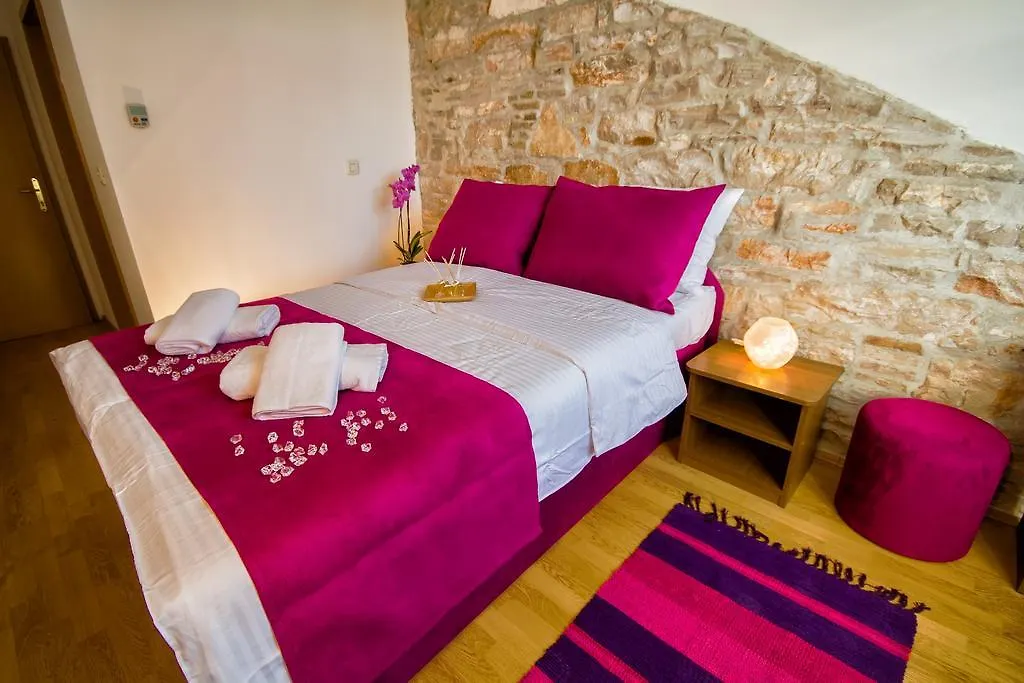 Bed & Breakfast City Point Rooms Pula